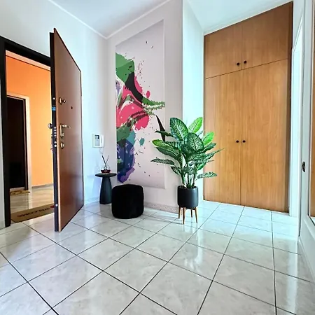 Luxury Open Space With Garden & Free Parking *