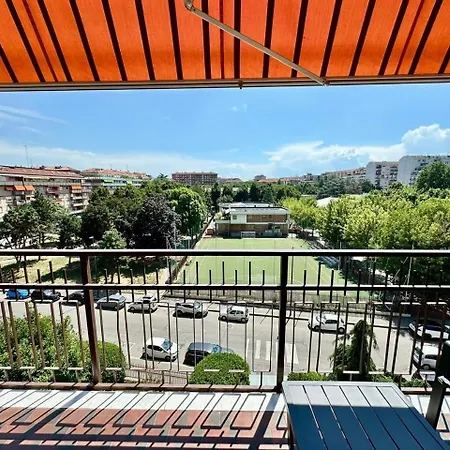 Apartman Luxury Open Space With Garden & Free Parking