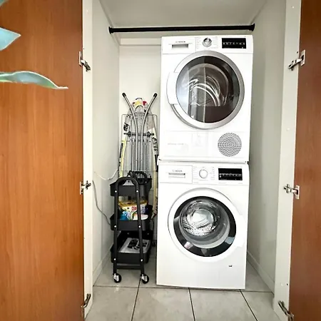 Luxury Open Space With Garden & Free Parking *